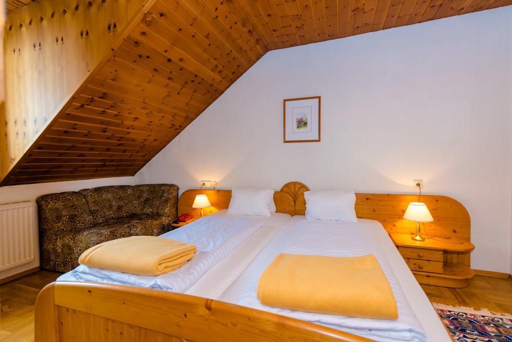 Landhotel Groggerhof Obdach Exteriör bild